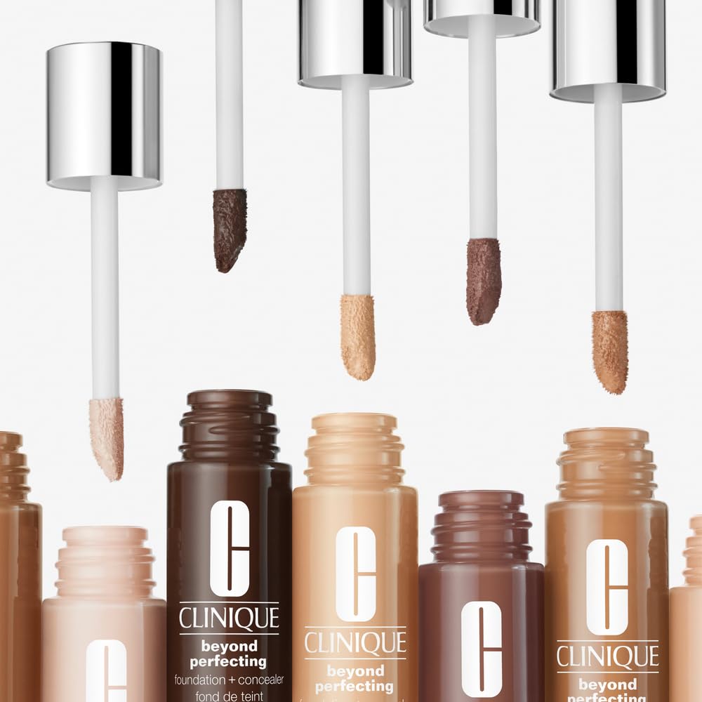Clinique Beyond Perfecting Lightweight Liquid Foundation + Concealer For Dry Combination to Oily Skin Types | Full Coverage + Natural Matte Finish