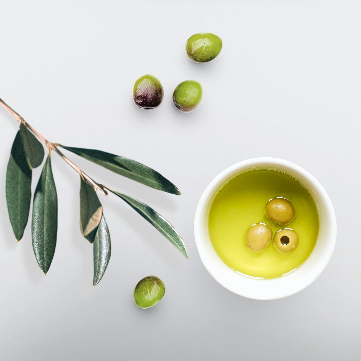 Ecoco Eco Style Gel Olive Oil - 100% Pure Olive Oil - Adds Shine And Tames Split Ends - Weightless Style - Nourishes And Repairs - Adds Moisture