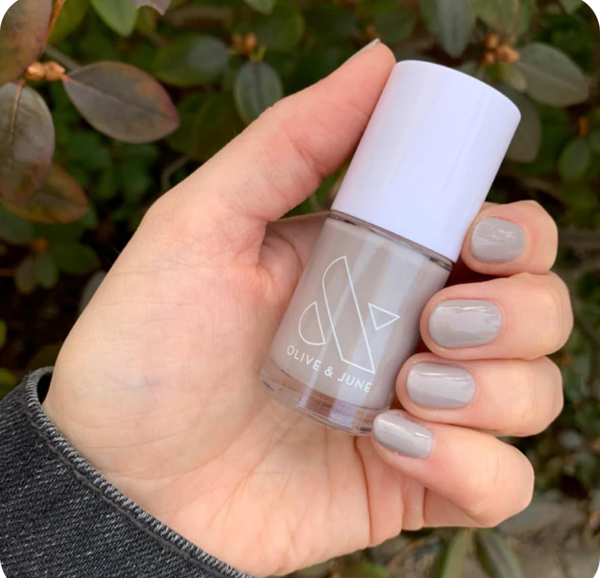 Olive & June Long Lasting Nail Polish | Plump, Gel-Like Finish No Lamp Needed Lasts up to 10 days | Salon-Quality Color at Home | Vegan & Cruelty-Free Beauty & Personal Care Olive & June