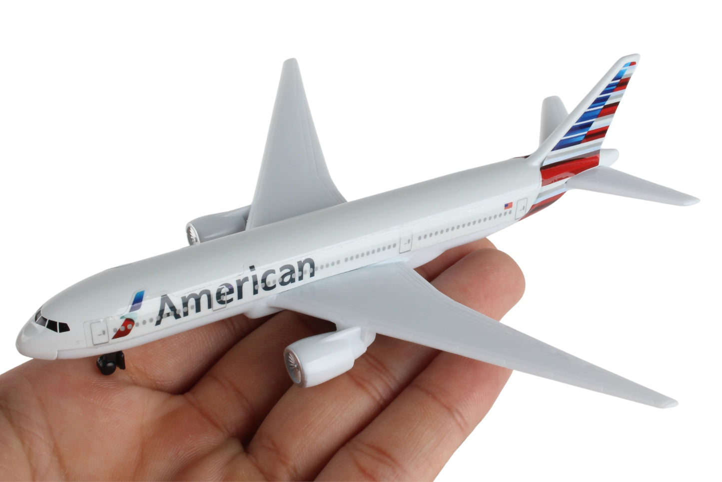 Daron Toy Airplane - American Airlines - Die-Cast Metal Model Airplane Toy with Plastic Parts for Kids Ages 3+