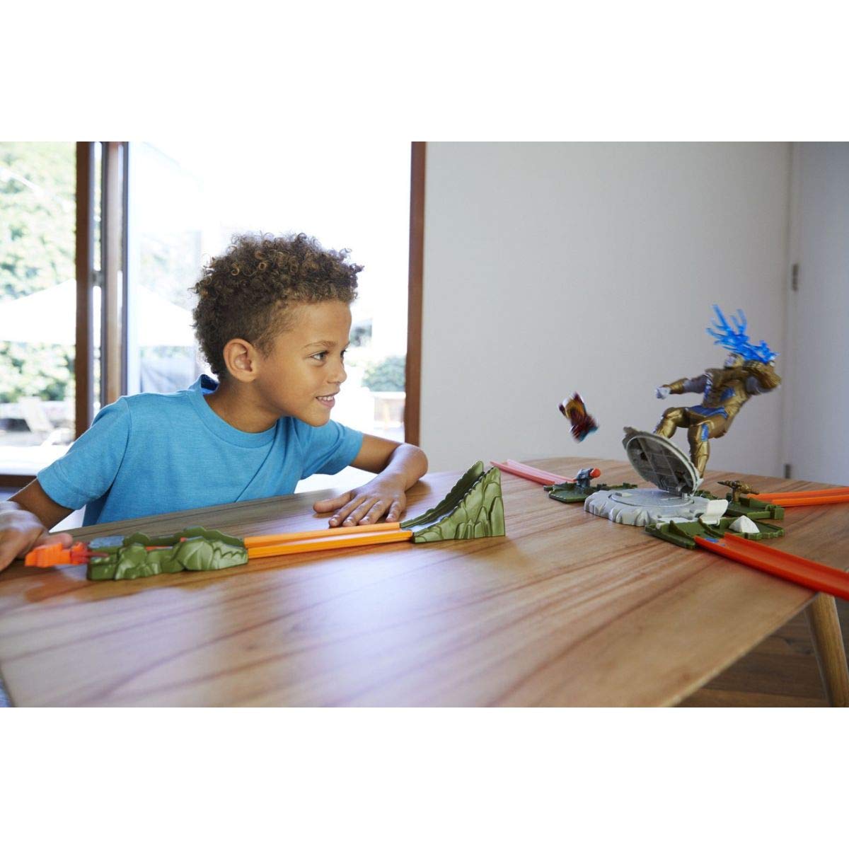 Hot Wheels Marvel Showdown Playset