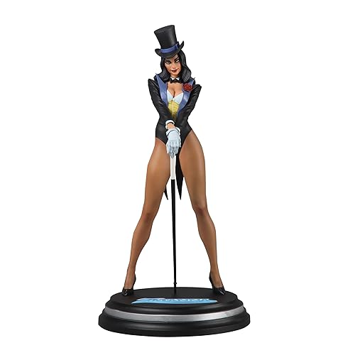McFarlane Toys - DC Direct Zatanna by J. Scott Campbell (DC Cover Girls) 1:8 Scale Resin Statue
