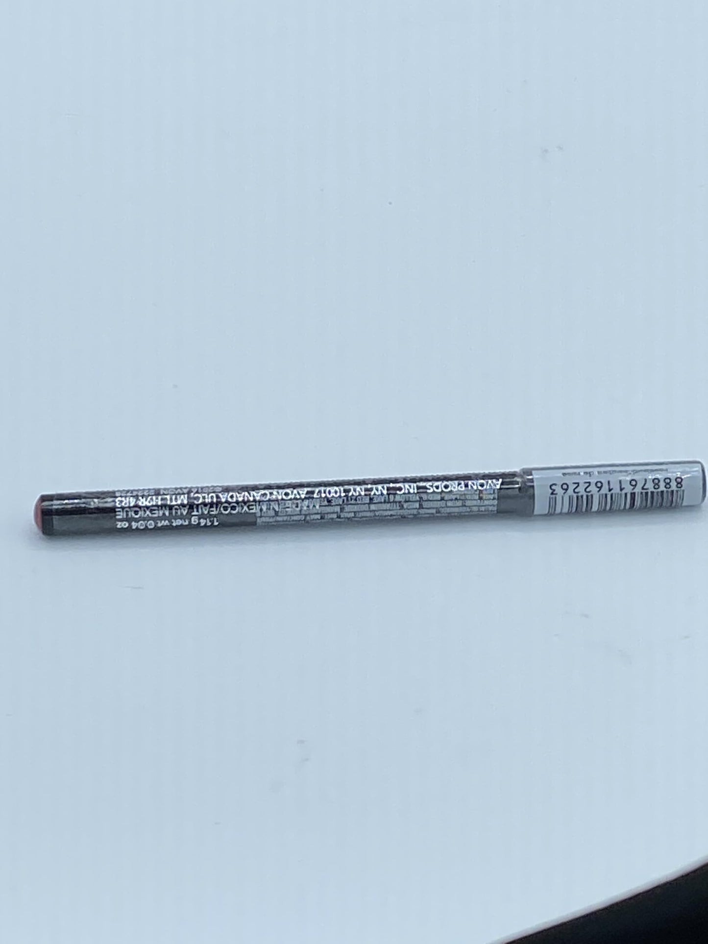 Avon Ultra Luxury lip Liner (Rosebud)