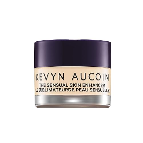 Kevyn Aucoin The Sensual Skin Enhancer, SX 01 (Light) shade: Evens skin tone. All-in-one foundation, concealer, highlight and contour. All skin types.