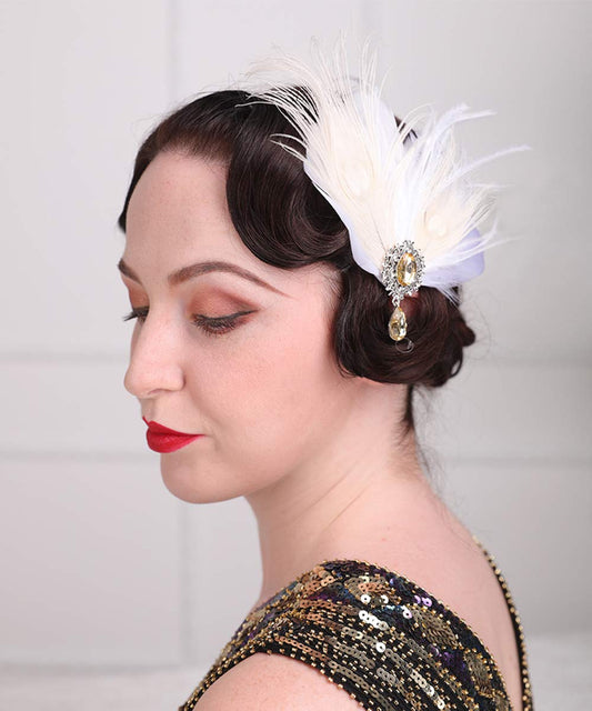 Aimimier Bridal 1920s Flapper Feather Hair Clip Crystal Teardop White Feather Roaring 20s Headpiece Prom Party Festival Hair Jewelry for Women