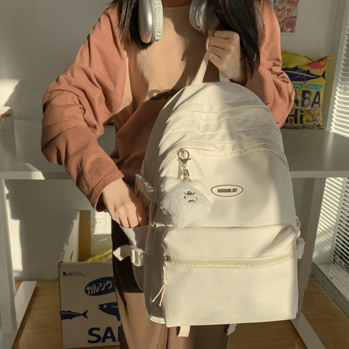 VTTDB Kawaii Backpack with Cute Accessories Casual Aesthetic Daypack Simple Laptop Bag Waterproof Travel Rucksack for Women (white)