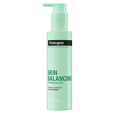 Neutrogena Skin Balancing Kaolin Clay Cleanser with 2% Polyhydroxy Acid (PHA), Mattifying & Conditioning Face Wash for Oily Skin, Paraben-Free
