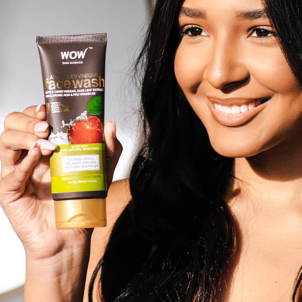 WOW Skin Science Apple Cider Vinegar Face Wash Gel - Deep Pore Cleansing For Smooth Skin,Helps Remove Blackheads- Daily Cleaner & Moisturizer