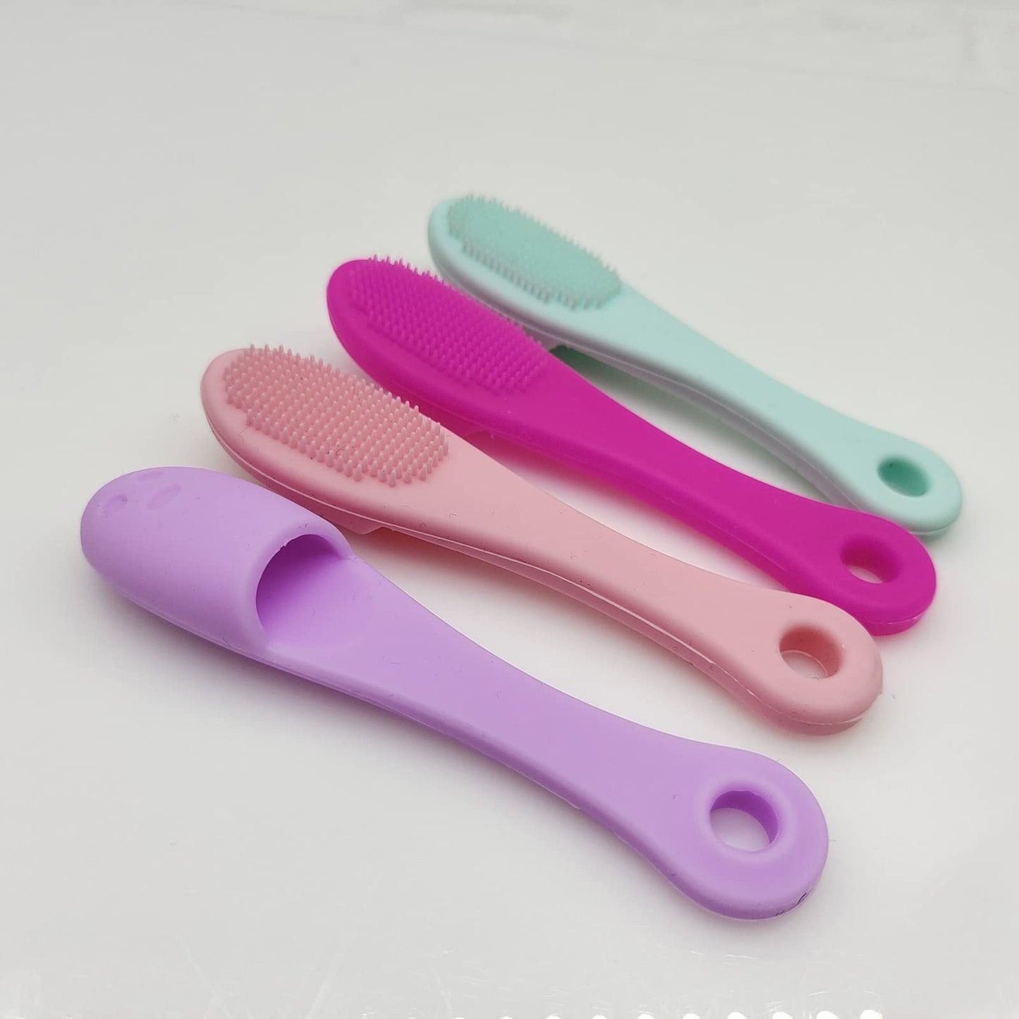 5-Pack Soft Silicone Manual Facial Cleansing Brushes, Face Scrubber Cleanser Brush for Gently and Effectively Cleaning, Removing Blackheads