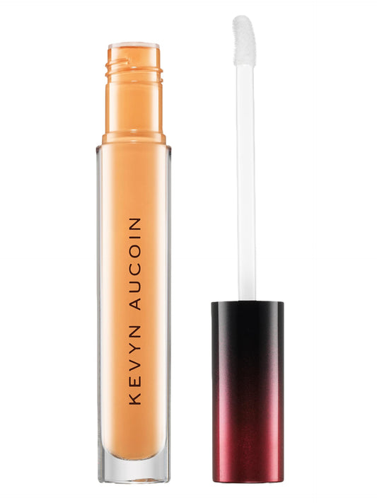 Kevyn Aucoin The Etherealist Super Natural Concealer, EC 06 Medium shade: Weightless corrector, multi-use and highlights. Makeup artist go to that