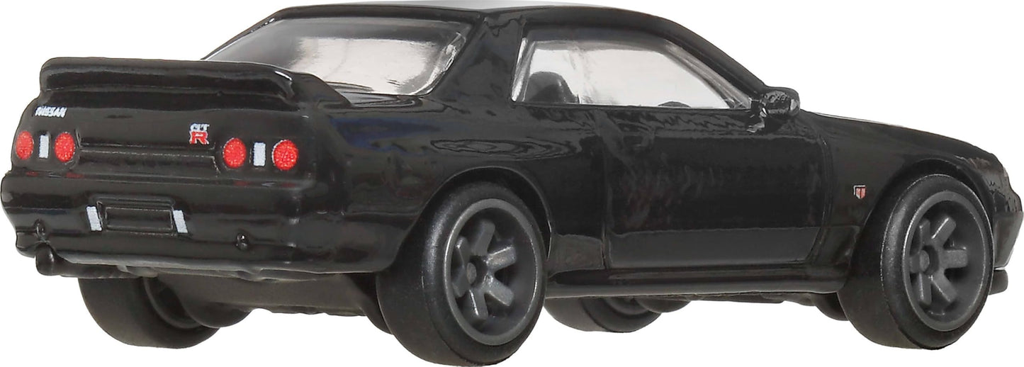 Hot Wheels Cars, Premium Fast & Furious 1:64 Scale Die-Cast Car for Collectors Inspired by Fast & Furious Movie Franchise