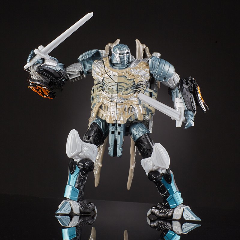 Transformers Mv5 Pre Leader ExTerrestrial Action Figure