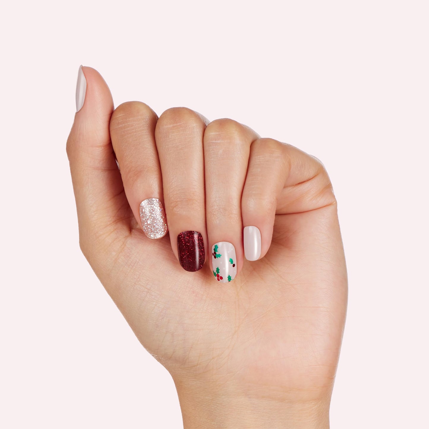 Dashing Diva Gloss Nail Strips - Holly Wood | UV Free, Chip Resistant, Long Lasting Gel Stickers | Contains 32 Wraps, 1 Prep Pad, 1 File Beauty & Personal Care Dashing Diva