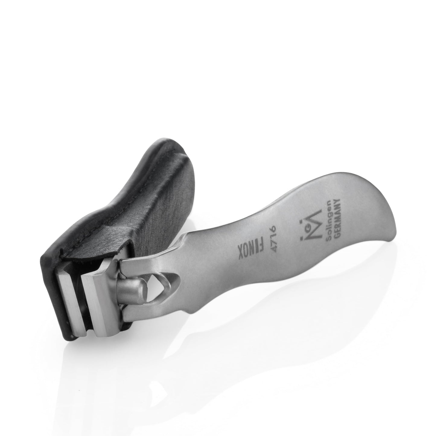 GERmanikure Economy Nail Clipper in Leather Case, Ethically Made in Solingen Germany, Angled Edge for Fingernails & Ingrown Toenails Black Large