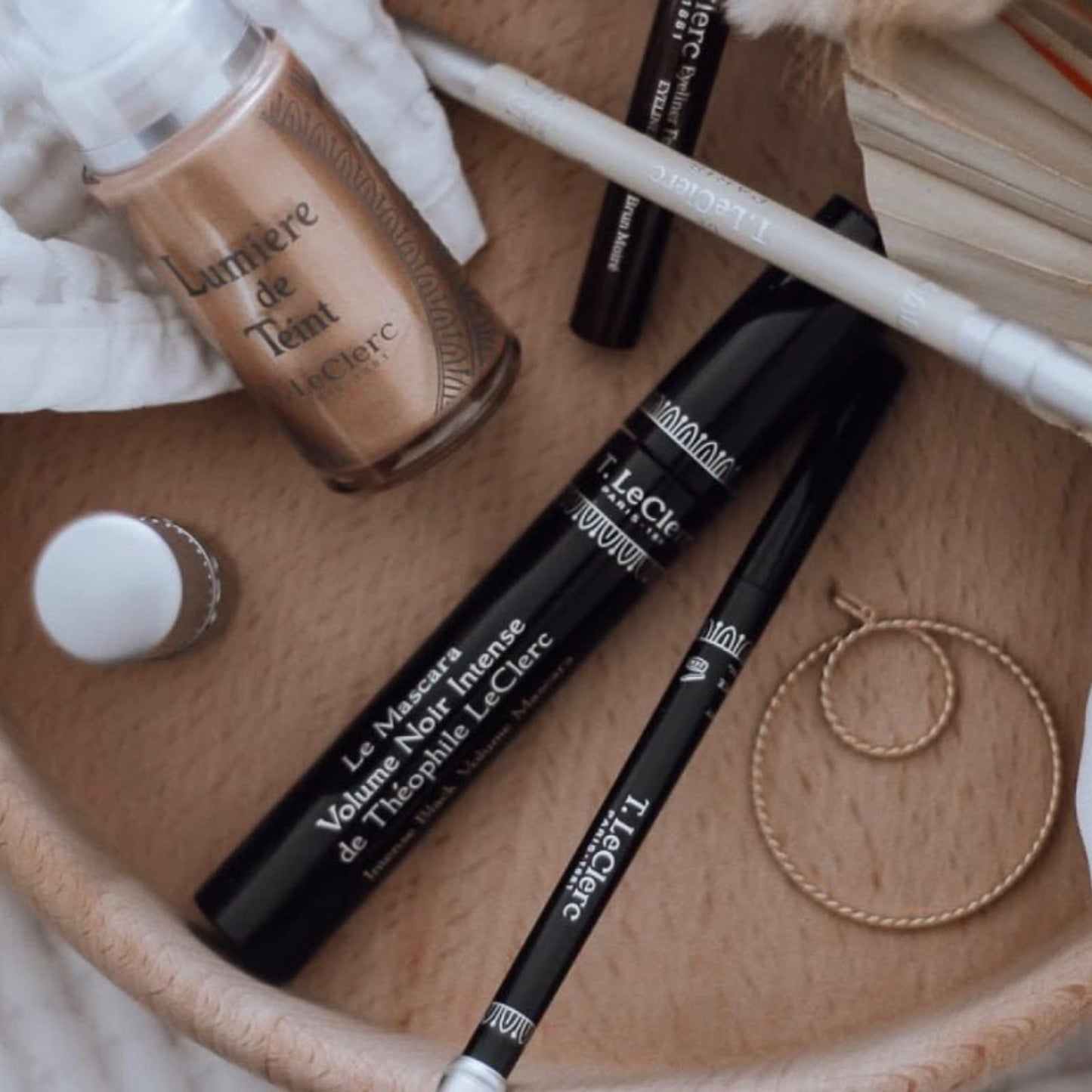 T. Leclerc Eyebrow Pencil with Brush - Professional Brow Pen Brow Enhancing Eyeliner Precise Fine Tip Shapes, Defines, Fills, Create Natural Fluffy