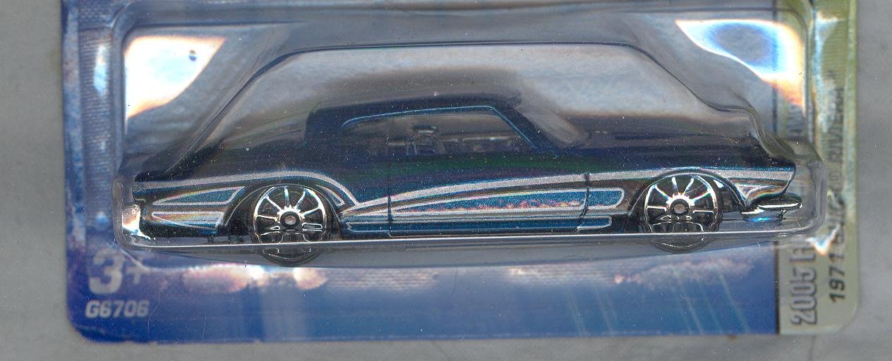 Hot Wheels 2005 First Editions Realistix Series (#7 of 20) 1971 Buick Rivera Collector Car #007