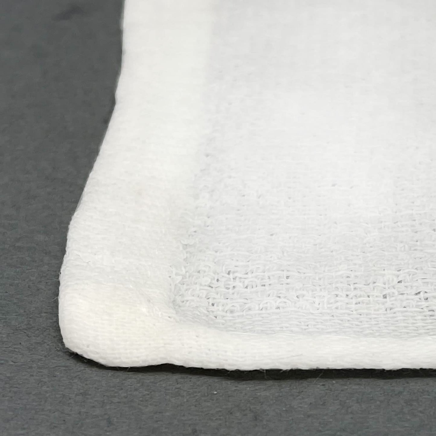 Asheva 8" x 9" Individually Wrapped Oshibori Disposable Towels - Luxurious Moist Cotton Hot/Cold Refreshment Towel - Lavender, Lemon, or Tea Tree