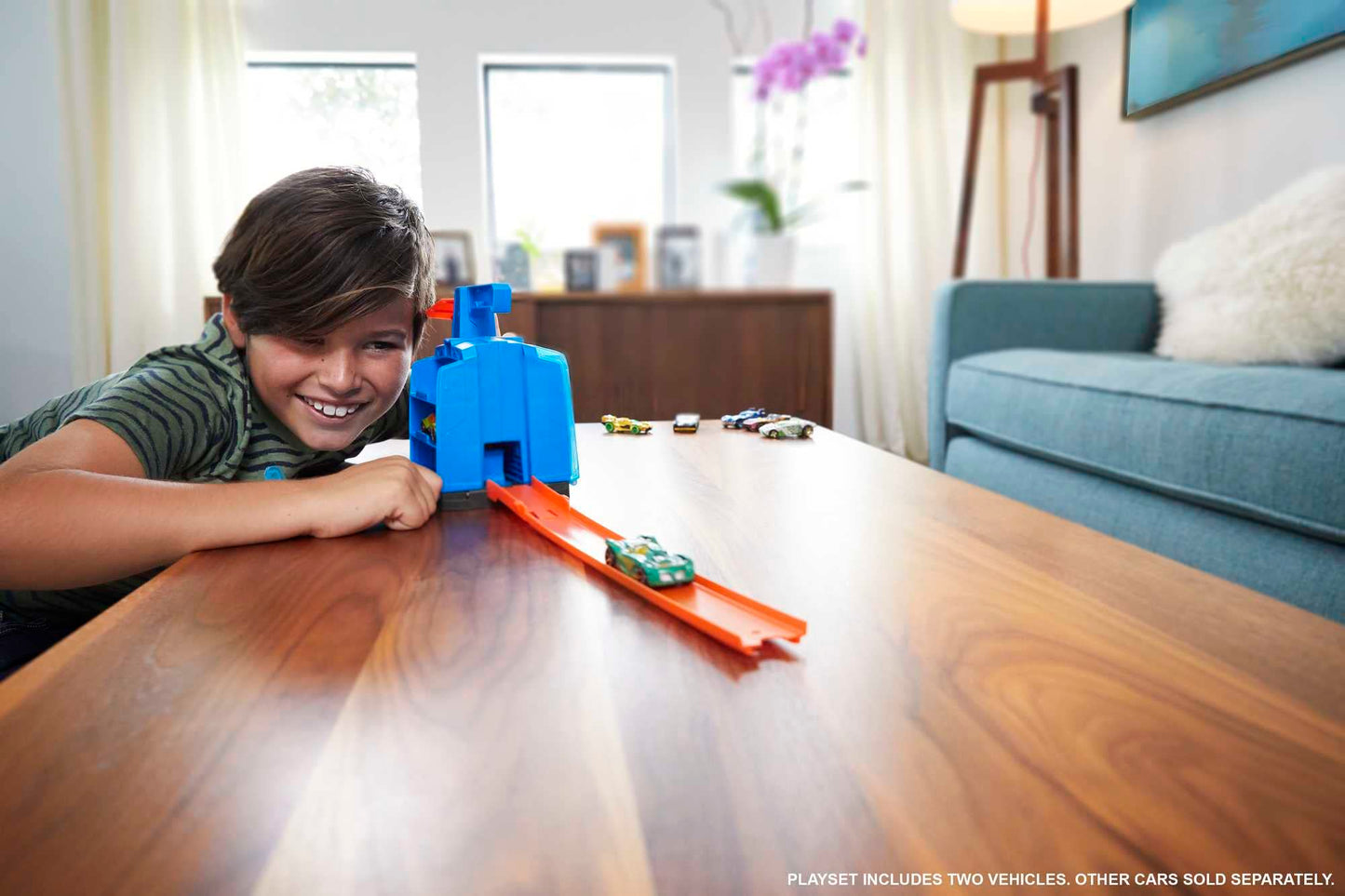 Hot Wheels Toy Car Track Set, Display Launcher & 2 1:64 Scale Vehicles, Visible Storage for 6 Cars Toy Cars, Connects to Track