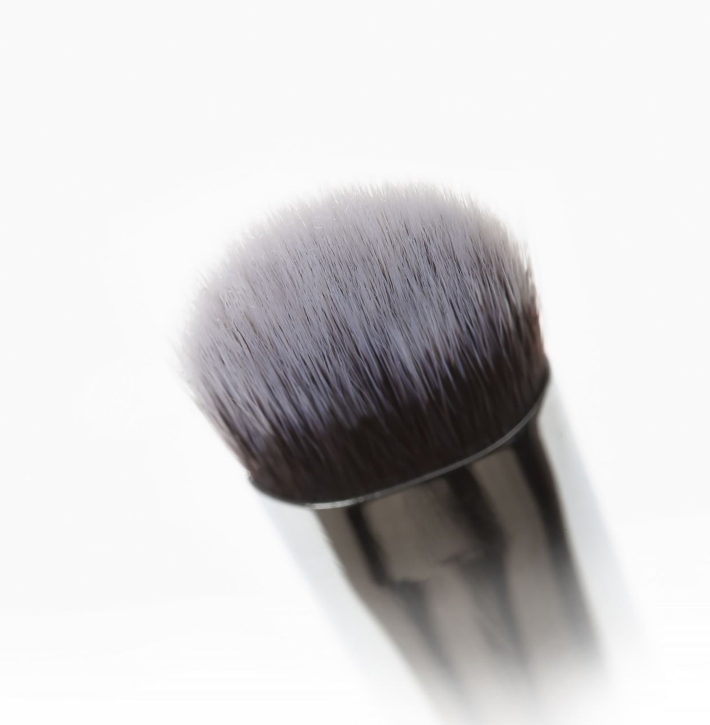 Nanshy Large Shader Eyeshadow Brush - Perfect for Applying & Blending Powder & Cream Eye Shadow - Large, Fluffy Blending Eyeshadow Brush - Vegan