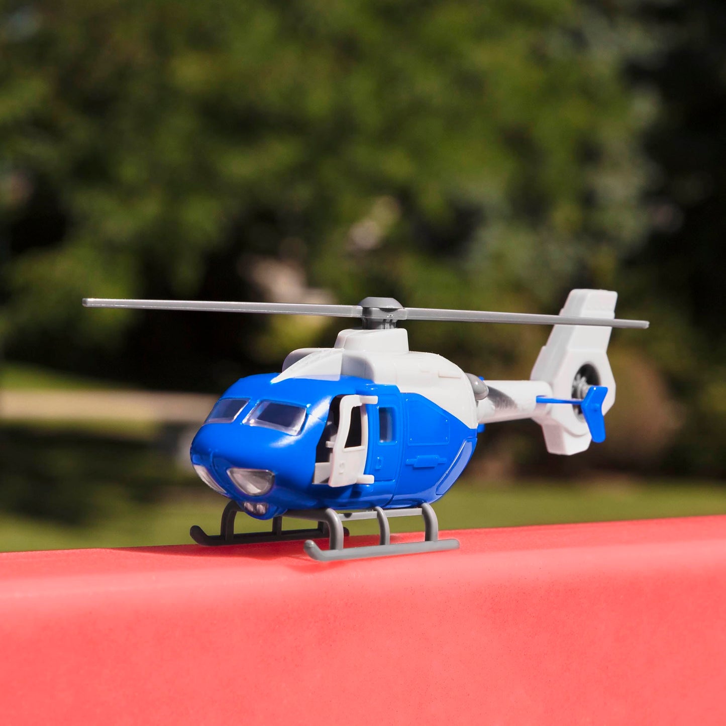 Driven by Battat 7" Rescue Helicopter Toy – Lights & Sounds, Opening Doors, Durable Vehicle with Realistic Details, Gift for Kids Ages 3+