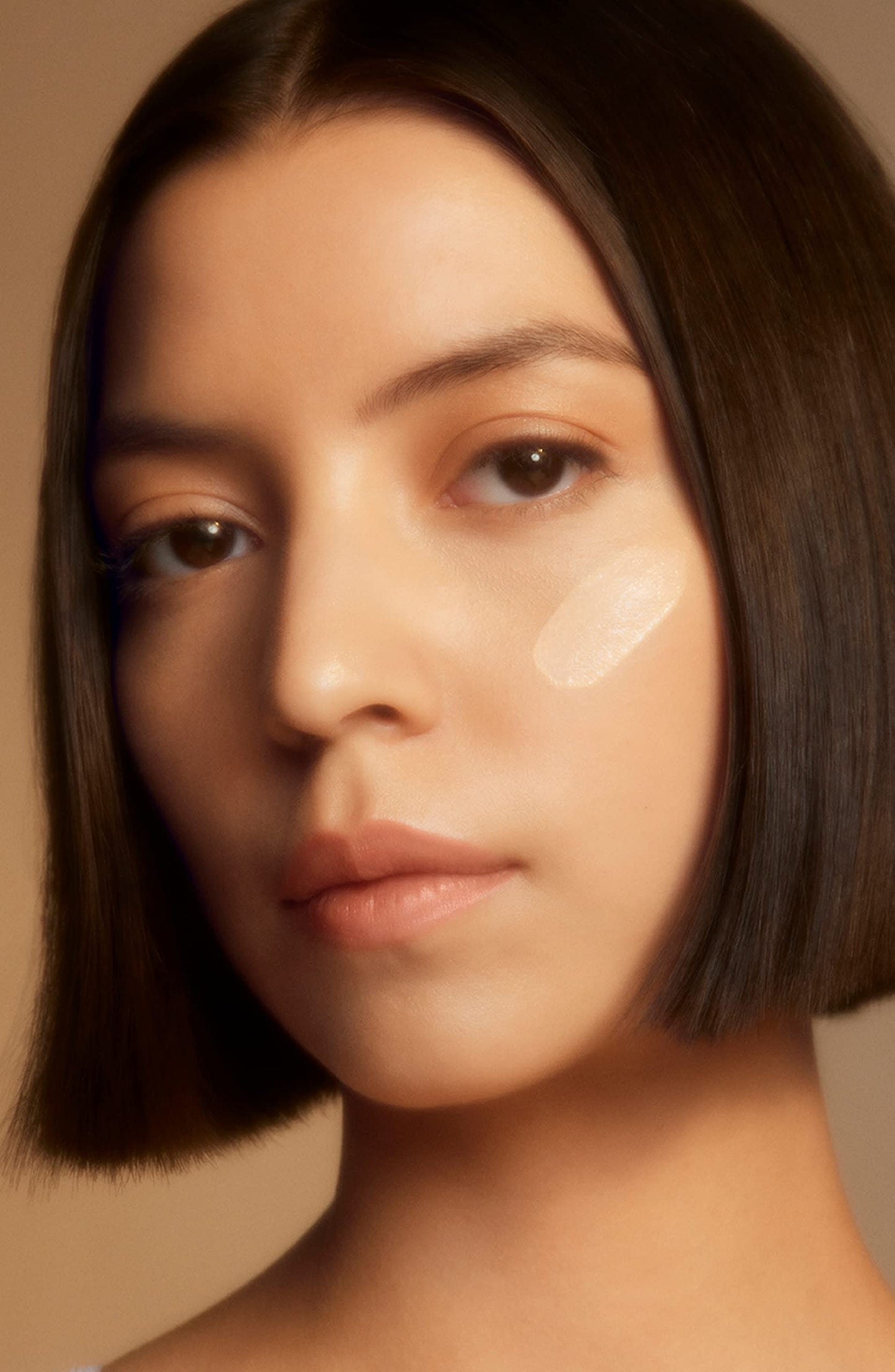 Clé De Peau Beauté, The Foundation SPF 22, 1 Fl Oz, BF10 Light Buff