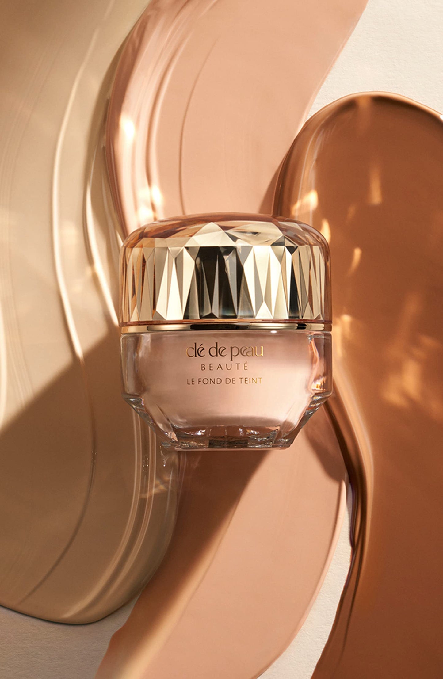 Clé De Peau Beauté, The Foundation SPF 22, 1 Fl Oz, O100 Rich Deep Ocher