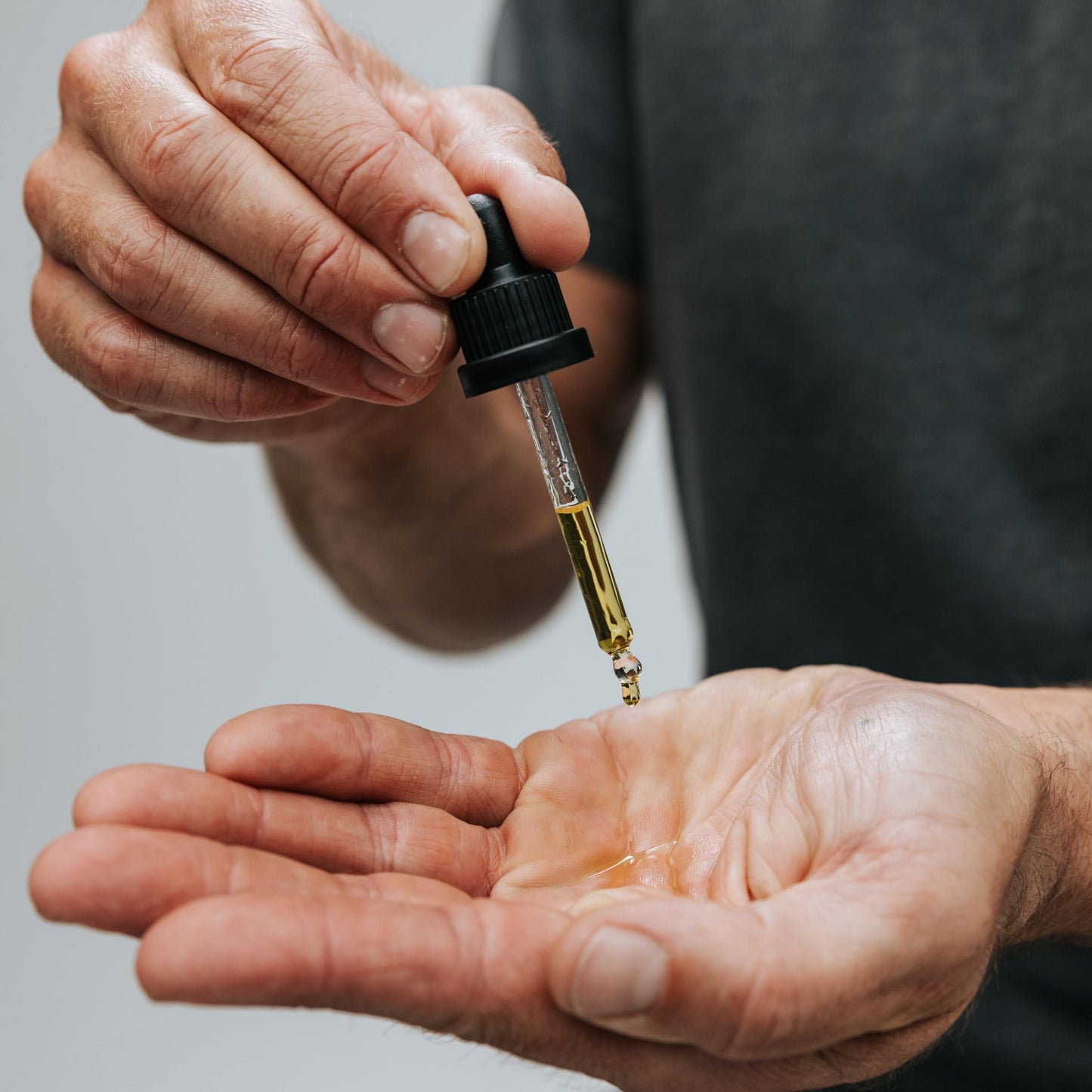 Caldera + Lab The Good | Men's Organic Moisturizing Face Serum for Dry, Sensitive, & Normal Skin - Vegan, Natural & Antioxidant Packed Skincare