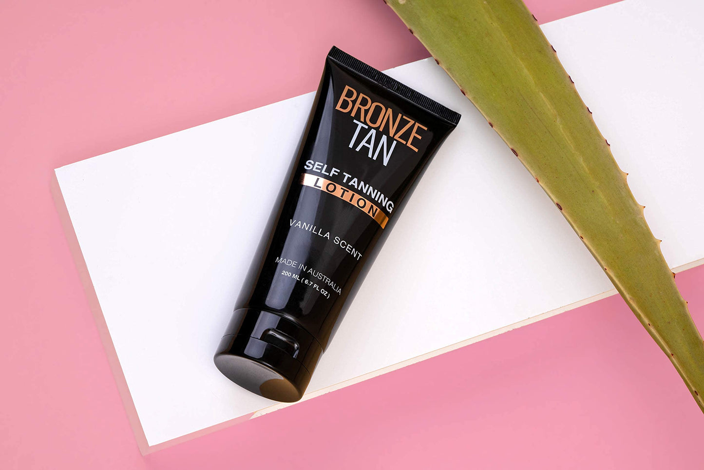 Bronze Tan Self Tanning Lotion - Luxurious Vanilla Self Tanner for Face & Body - No Color Guide Sunless Tanner for a Natural Glow - Hydrating Formula