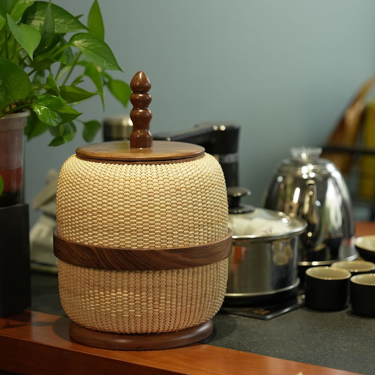 Teng Jin Nantucket Baskets Rattan Weave Storage Basket Round for Home,Office Decorate Collection Multipurpose Organizer Container