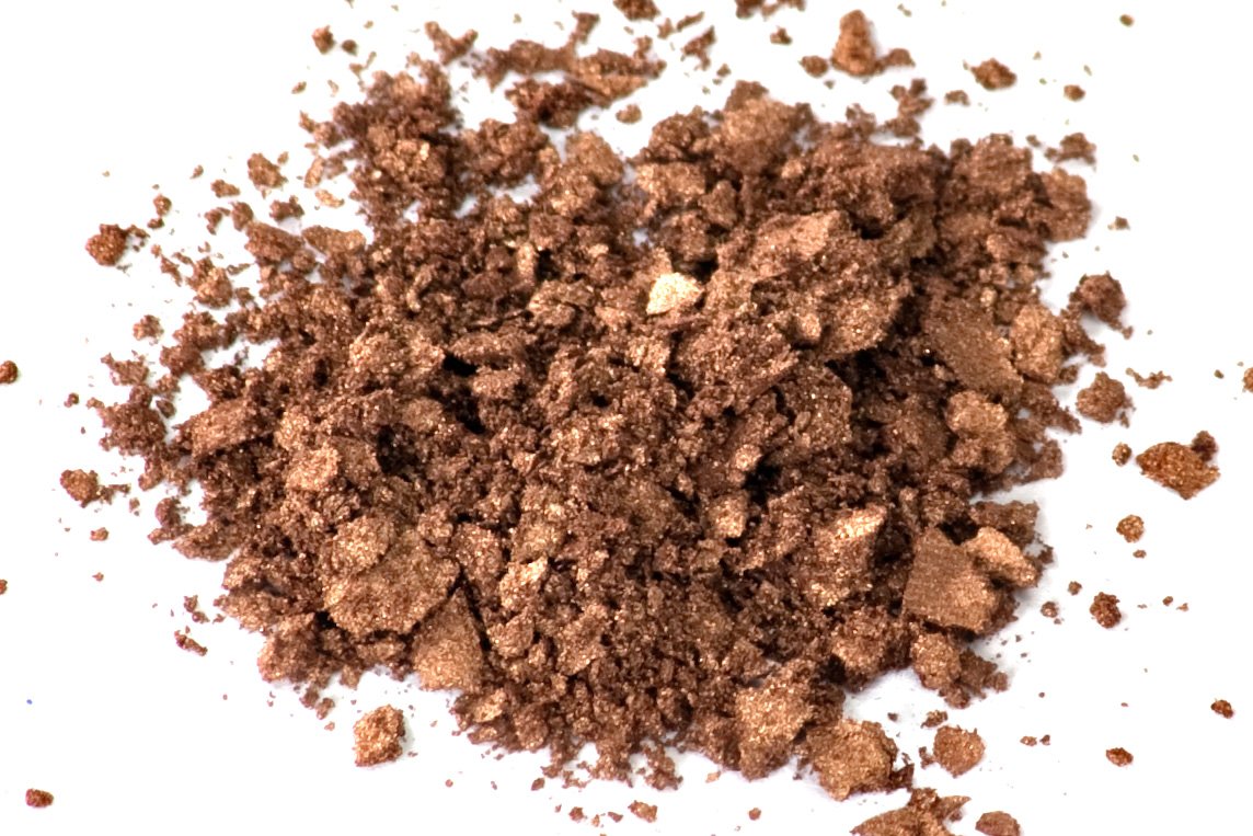 Zuzu Luxe Mineral Eyeshadow (Chameleon - Bronze/Warm Shimmer), Richly pigmented, velvety smooth formula. Natural, Paraben Free, Vegan, Gluten-free