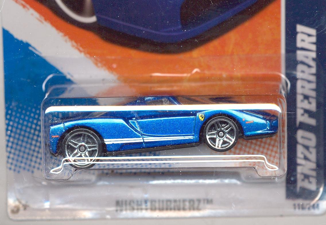 Hot Wheels 2011-116/244 Nightburnerz 6/10 BLUE Enzo Ferrari 1:64 Scale