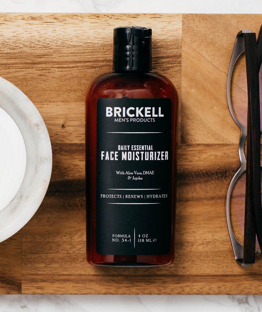 Brickell Men's Daily Essential Face Moisturizer for Men, Natural and Organic Fast-Absorbing Face Lotion with Hyaluronic Acid, Green Tea, and Jojoba, 4