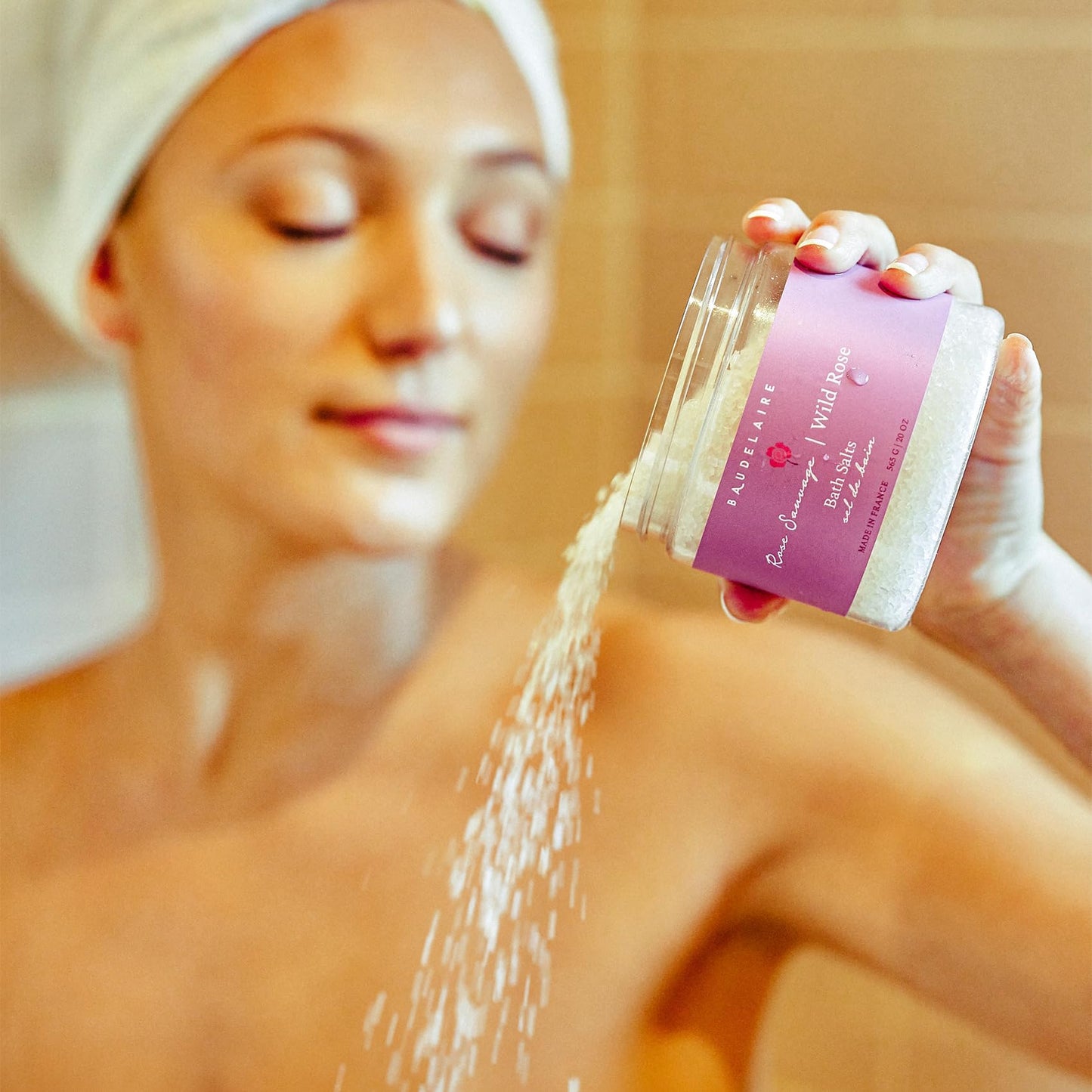 Provence Sante Relaxing Bath Salt - Luxury and Soothing Soak - Ripe Apricot Scent - Made in France - 20 Oz