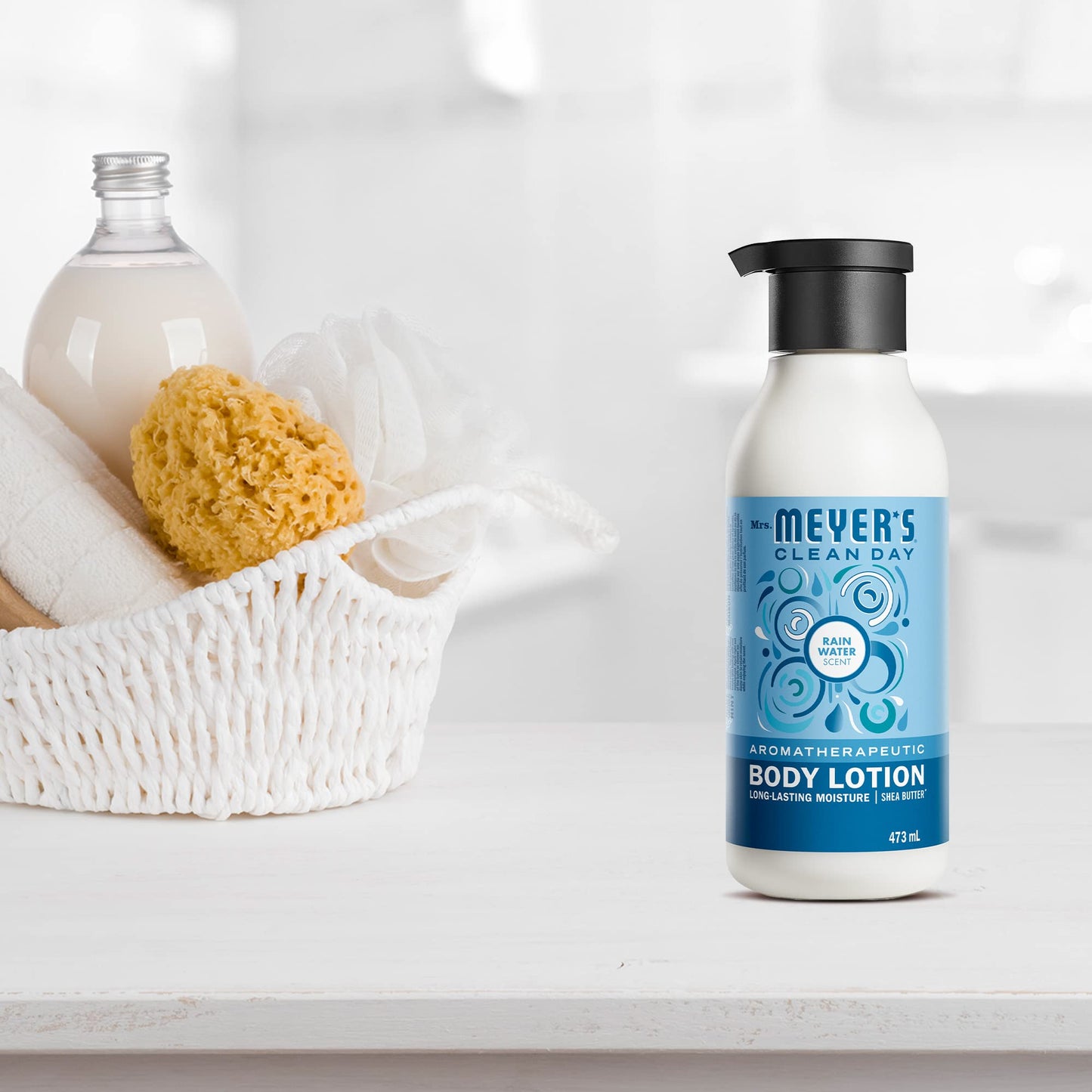 MRS. MEYER'S CLEAN DAY Body Lotion for Dry Skin, Non-Greasy Moisturizer Made with Essential Oils, Rain Water, 15.5 oz