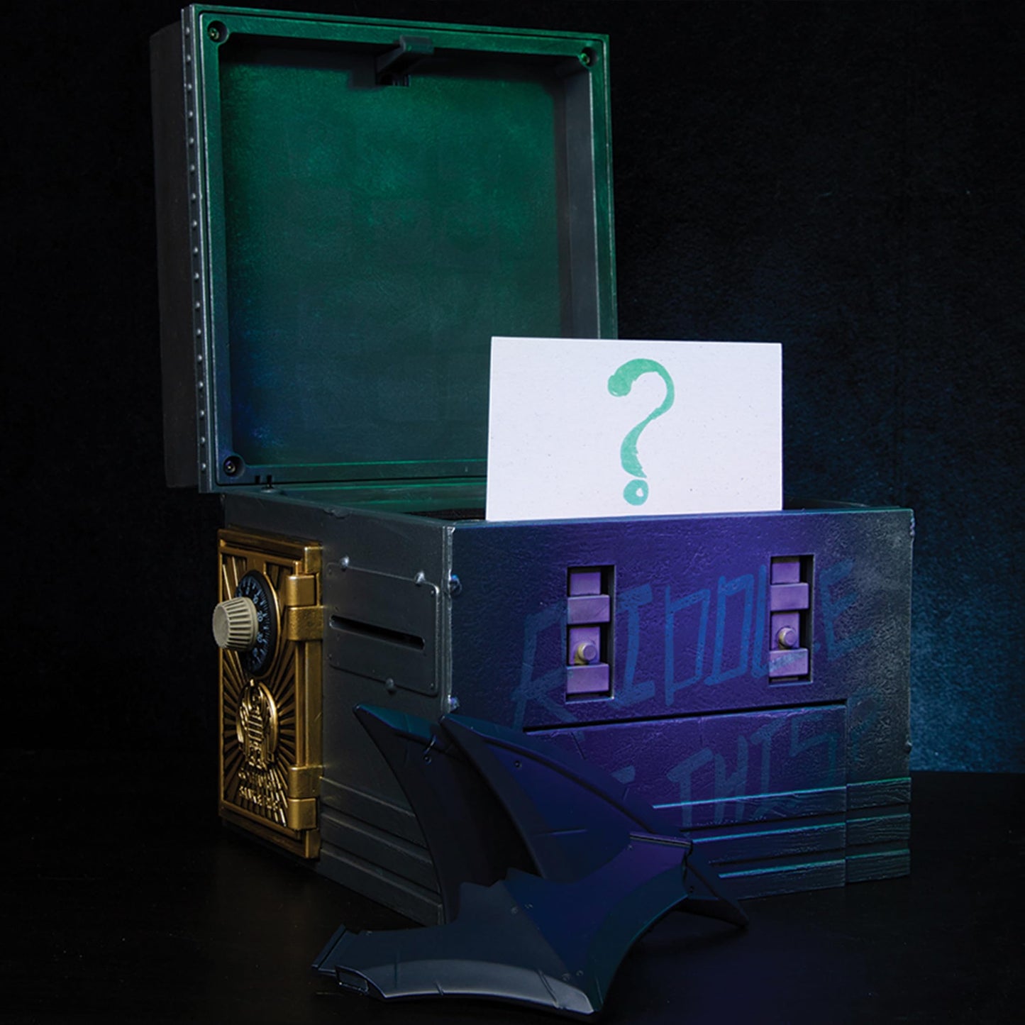 McFarlane Toys - DC Direct The Riddler Puzzle Box (Detective Mode Variant), Gold Label, Amazon Exclusive