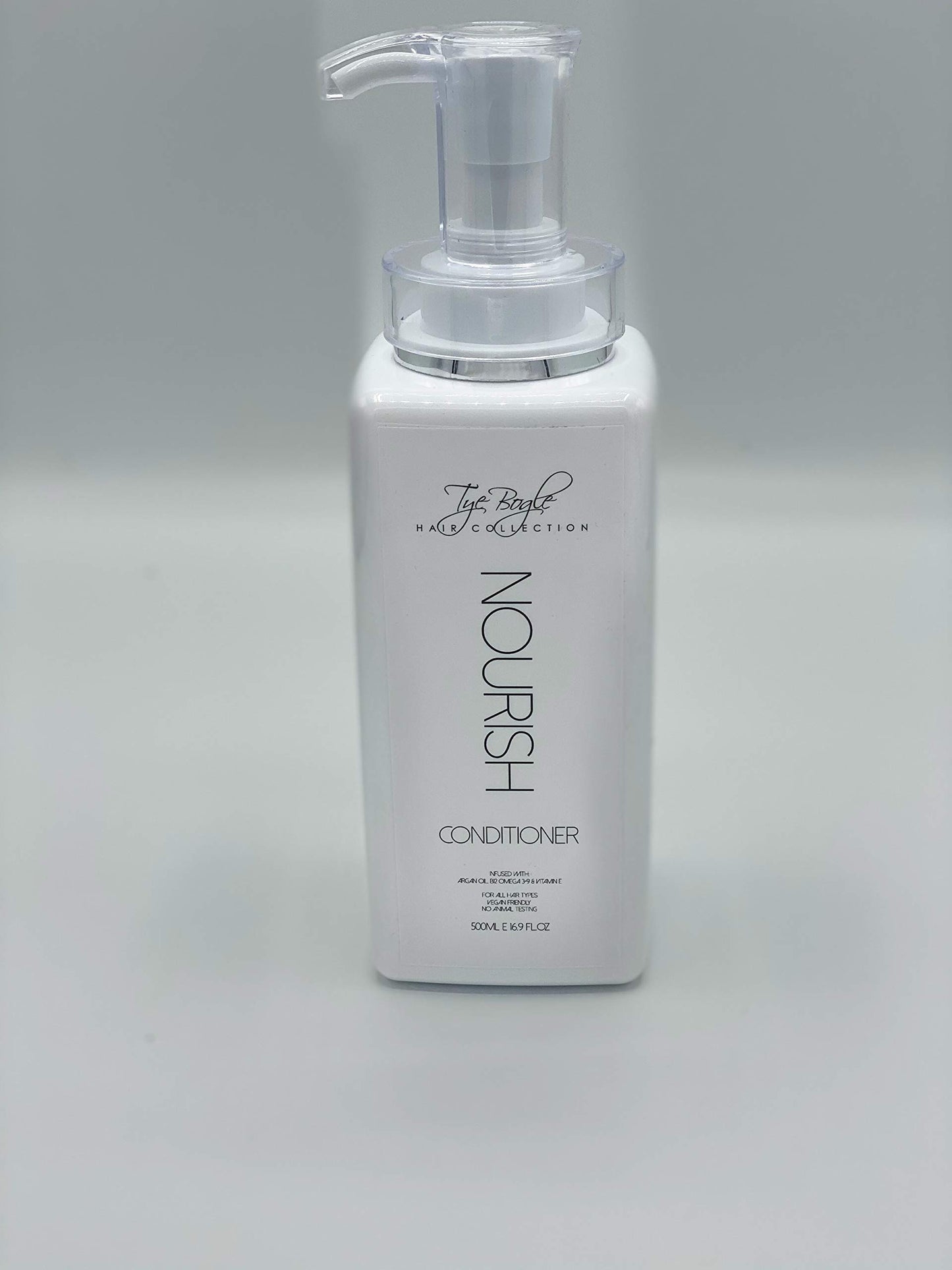 Nourish Hydrating Shampoo And Moisture Solution Conditioner 500 ml Contains Argan Oil To Smooth And Shine (Shampoo, 500 ml)