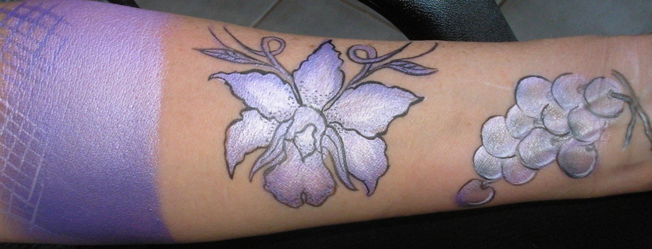 TAG Face and Body Paint - Split Cake 50g - Pearl Purple and Pearl Lilac