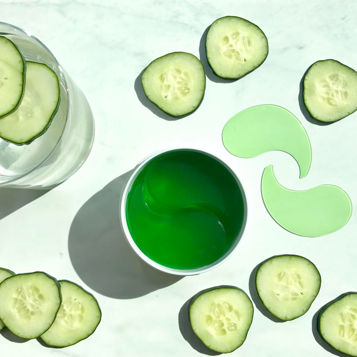 Peter Thomas Roth | Cucumber De-Tox Hydra-Gel | Soothing Under-Eye Patches for Puffiness, Dark Circles, Fine Lines and Wrinkles, 60 Count (Pack of 1)