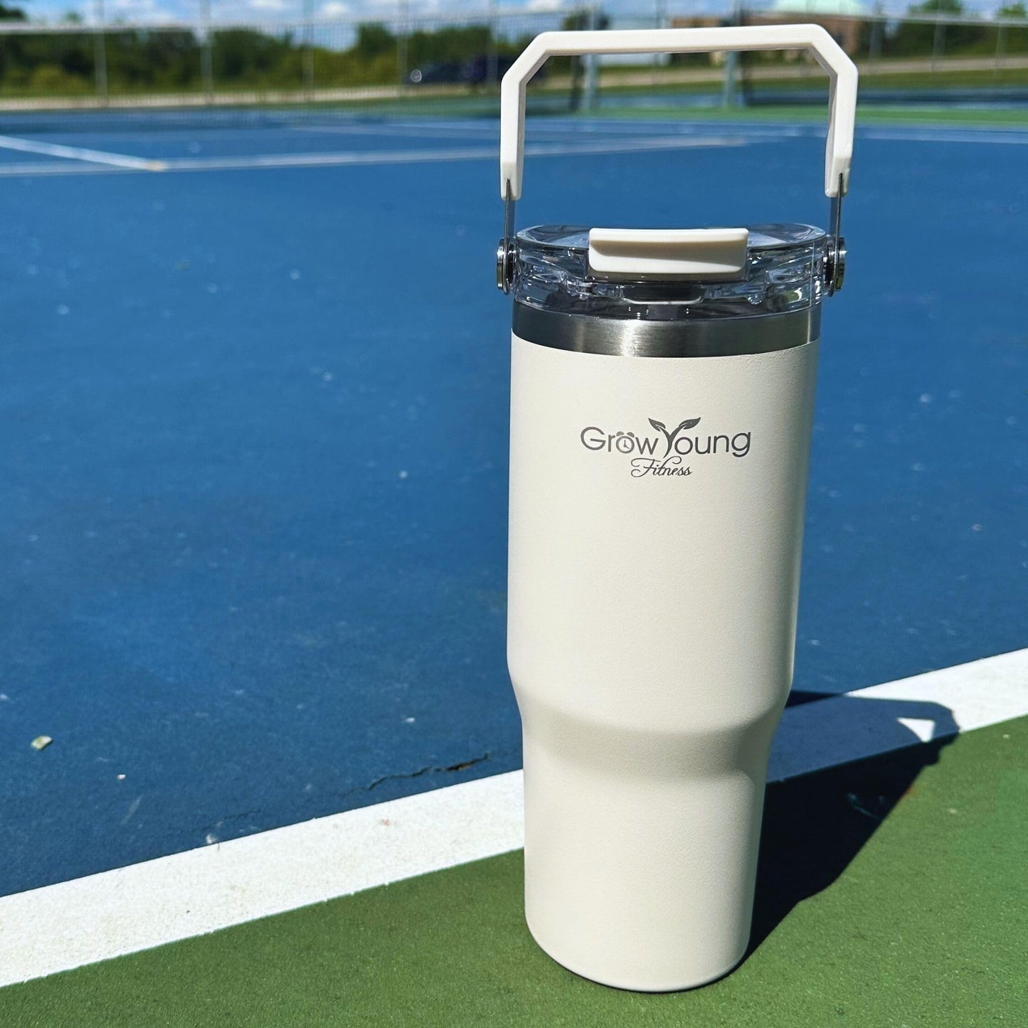 Grow Young Fitness 32oz Premium Insulated Water Bottle - Leakproof, Stainless Steel, Double-Wall Vacuum Sealed, Cup Holder Friendly, BPA-Free