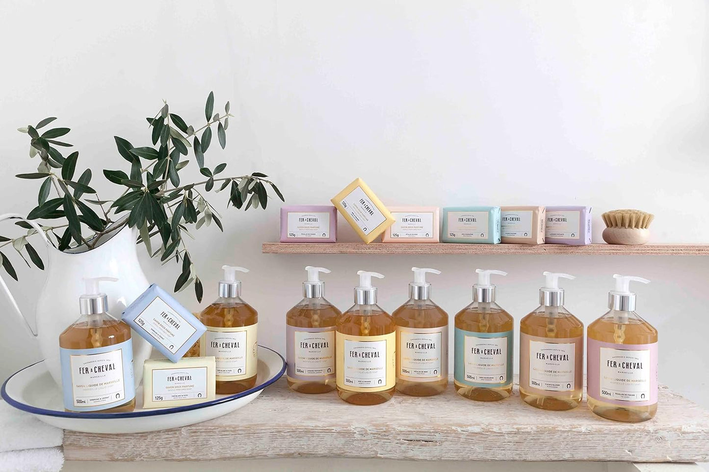 Fer à Cheval Honey & Almond Nourishing Liquid Soap - Natural Almond & Coconut Oil Blend, Ultra Gentle & Moisturizing, Eco-Conscious - Set of 2, 500ml