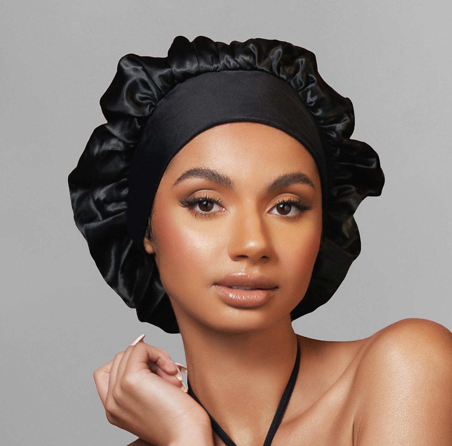 KISS Colors & Care Silky Satin Wide Edge Double Wear Cap XL, Black, Double Sided Reversible Design, Premium Charmeuse Fabric, Protects styles