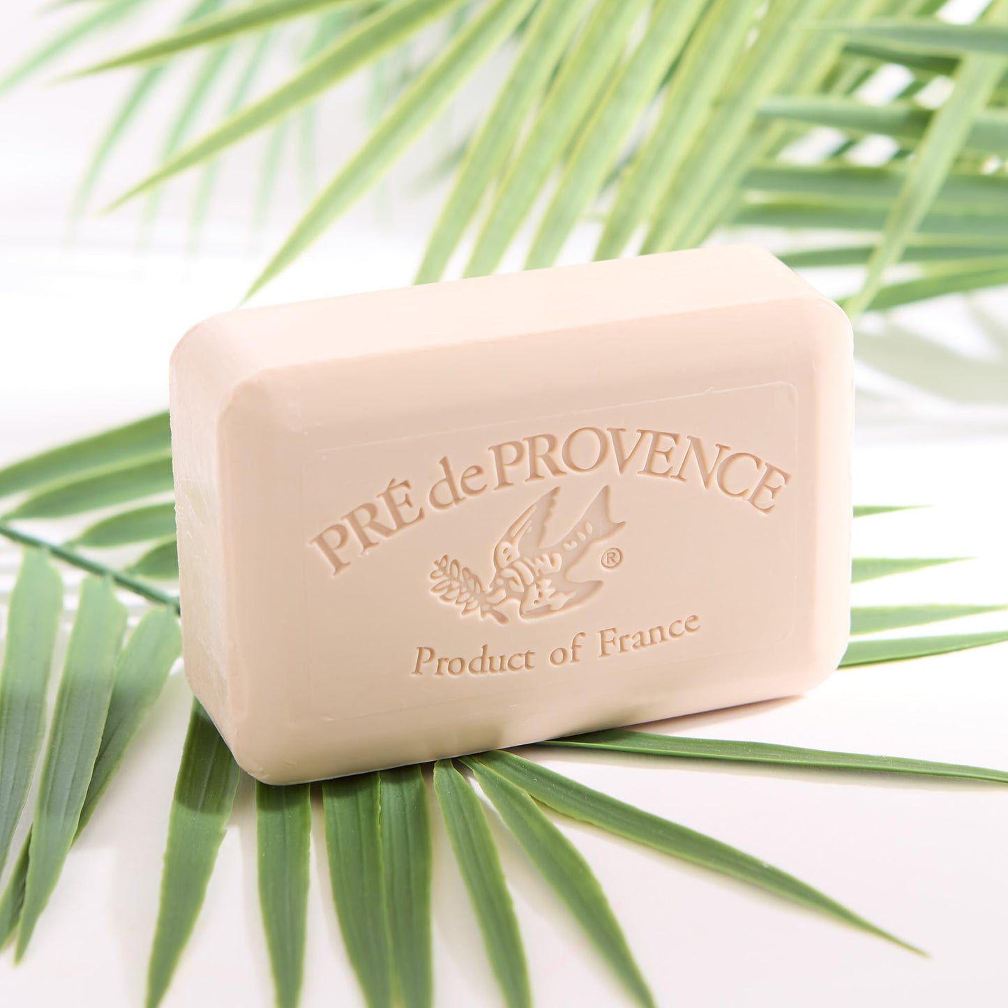 Pre de Provence Artisanal Soap Bar, Enriched with Organic Shea Butter, Natural French Skincare, Quad Milled for Rich Smooth Lather, 8.8 Ounce, Coconut