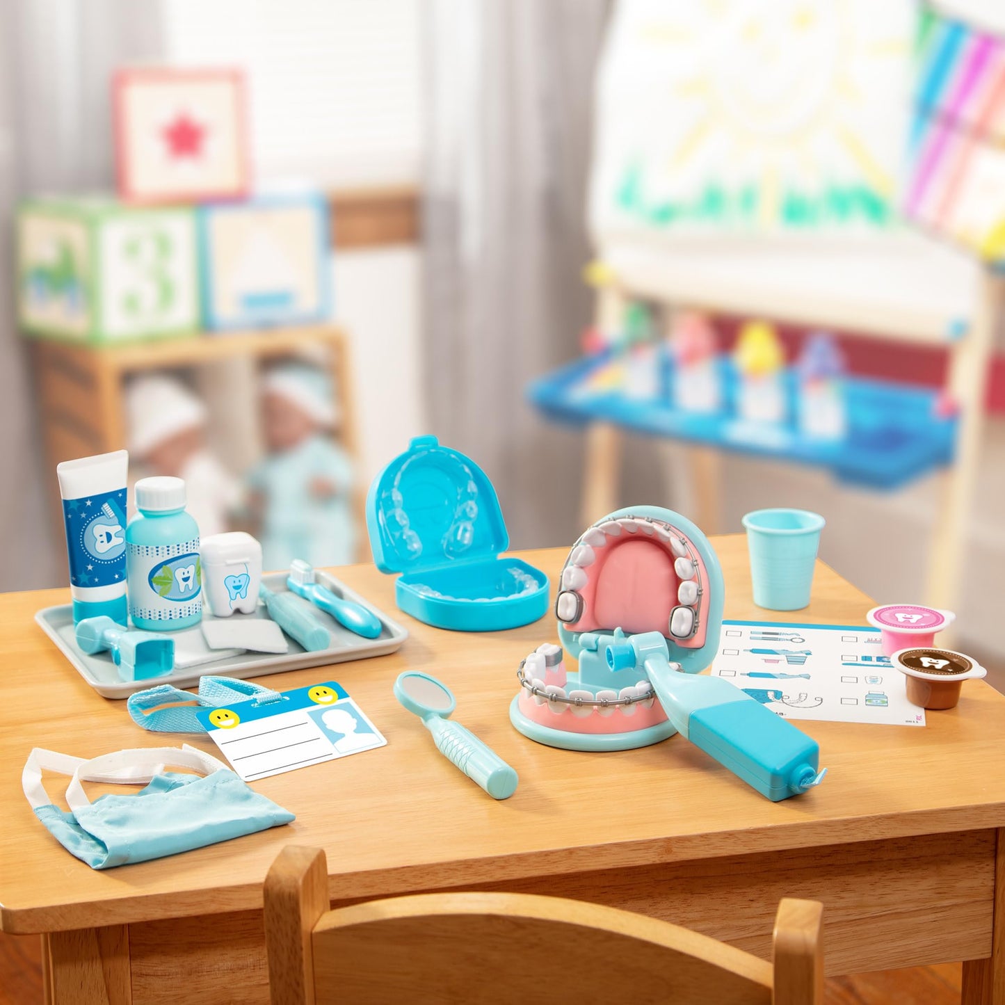 Melissa & Doug Super Smile Dentist Kit with Pretend Play Set of Teeth and Dental Accessories (25 Toy Pieces) Pretend Dentist Play Set, for Kids Ages 3+