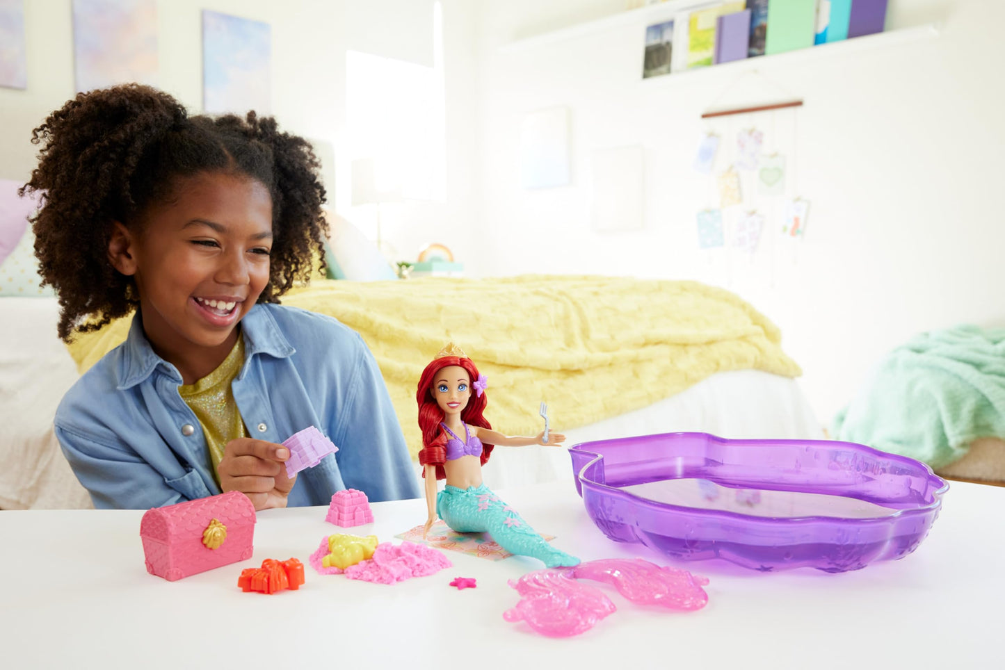 Mattel Disney Princess Toys, Ariel Mermaid Doll & Pool Set with Moldable Sand, 3 Molds & 6 Accessories, Inspired by The Little Mermaid Movie