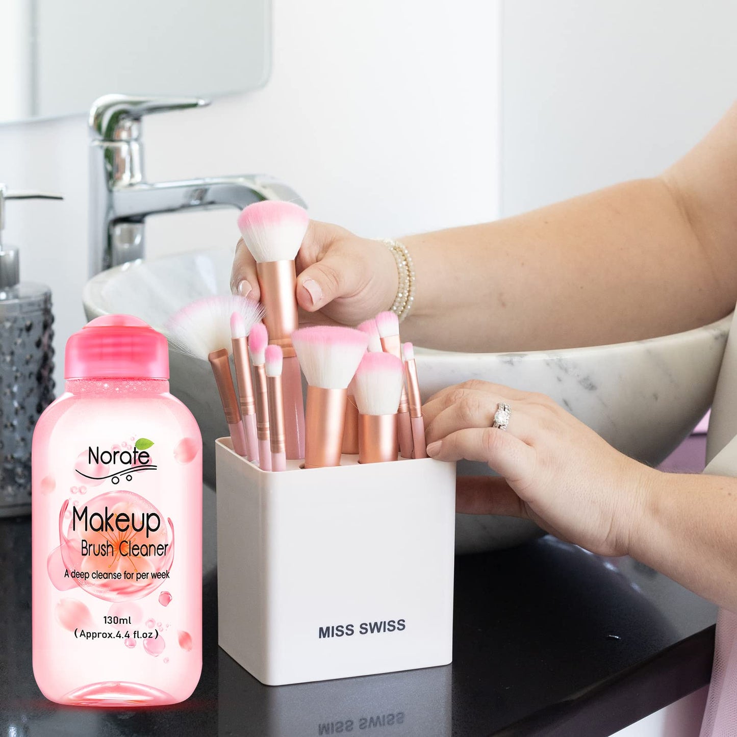 Norate Makeup Brush Cleaner, Make Up Brush Cleansers Solution, Makeup Cleaner for Makeup Brushes, Beauty Sponge, Powder Puff, Deep Clean Brush Beauty and Personal Care Norate