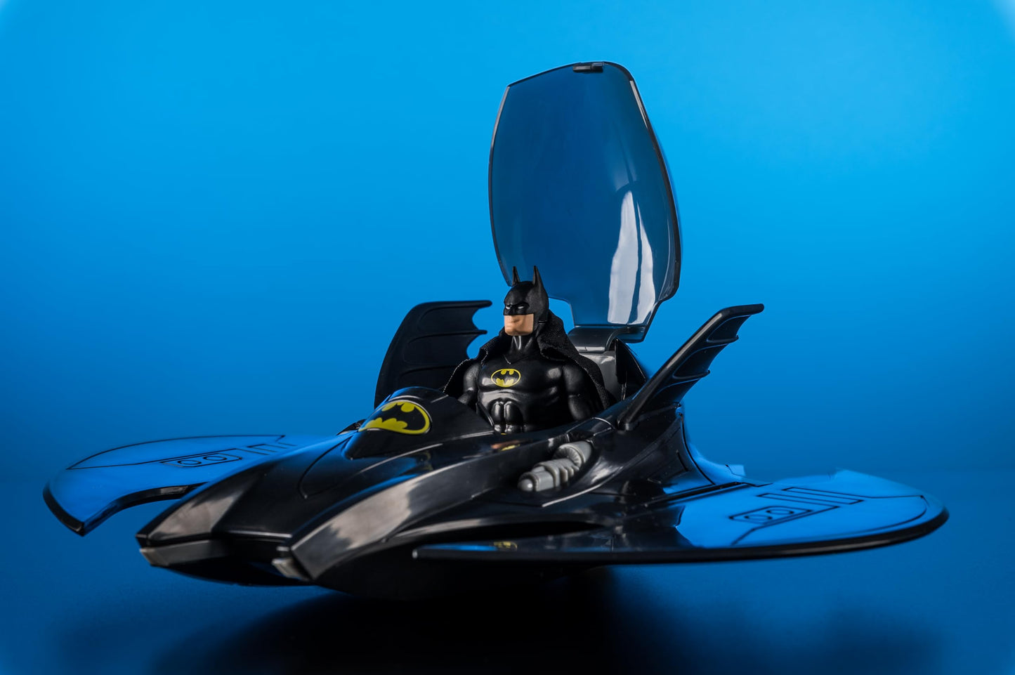 McFarlane Toys - DC Super Powers Batman with Batwing and Whirlybat, 3pk, Gold Label, Amazon Exclusive