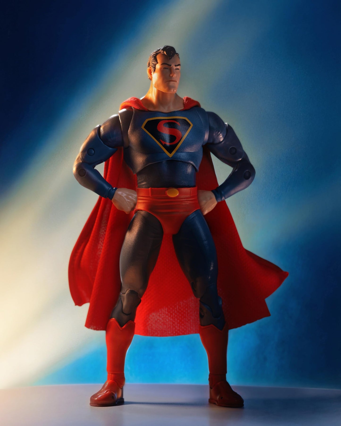 McFarlane Toys - DC Multiverse Superman (Classic Animation 1940) 7in Action Figure