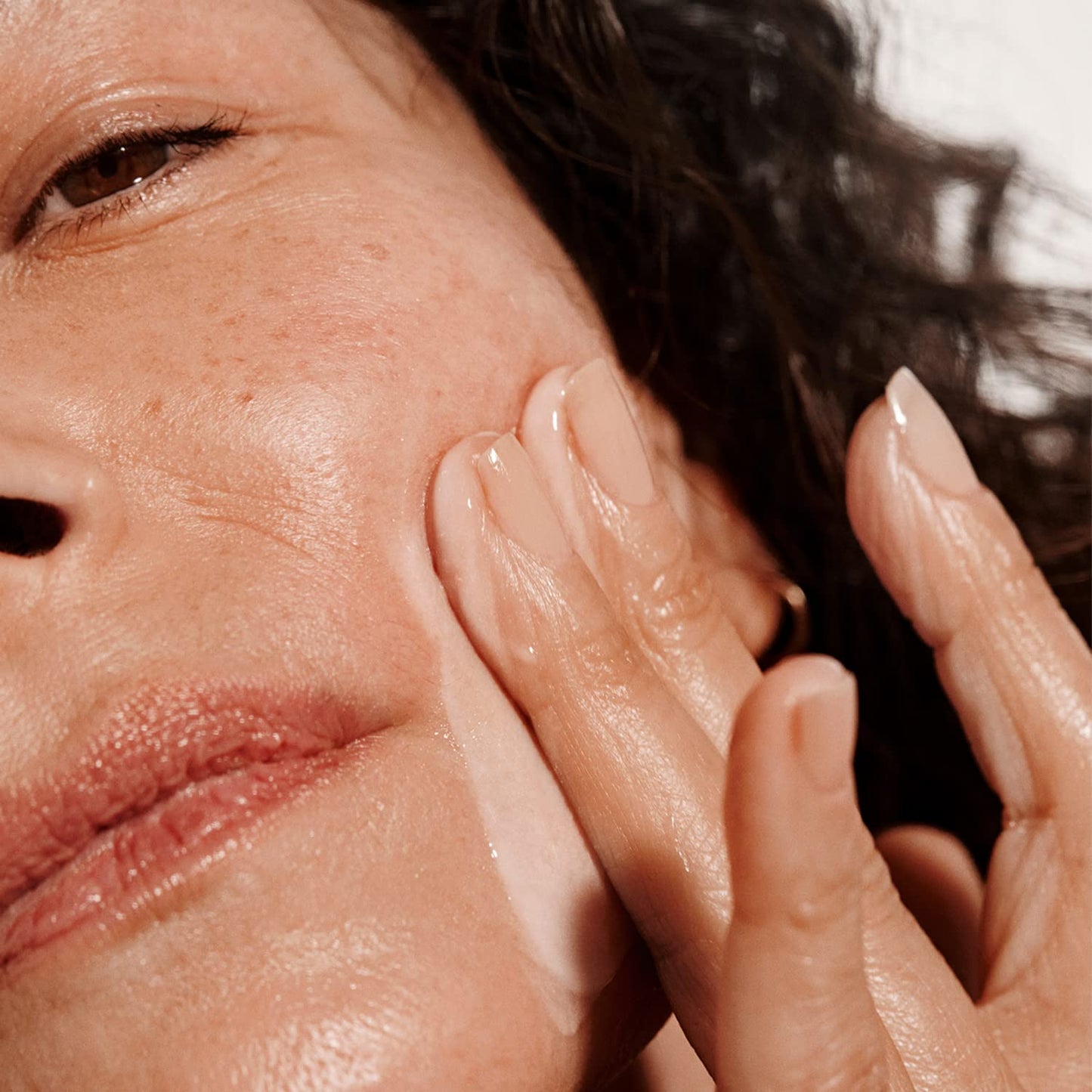 Versed Auto-Save Advanced Restoring Face Serum - Natural Microalgae Firms and Lifts Skin - Powerful Antioxidant Vitamin C Skin Serum to Restore