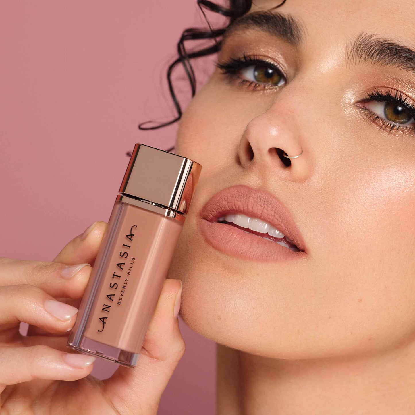 Anastasia Beverly Hills Lip Velvet - Soft Matte Velvet Lip Mousse with Full-Pigment Color for Smooth Blurred Lips and Lightweight Comfortable Wear - Peachy Nude