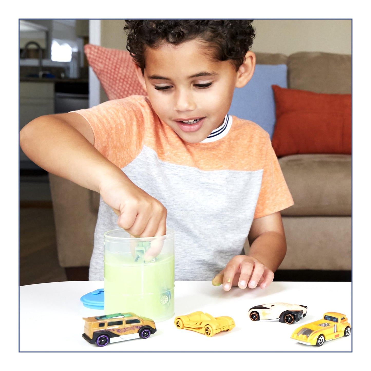 Hot Wheels Color Reveal 2 Pack of Vehicles with Surprise Reveal & Color-Change Feature